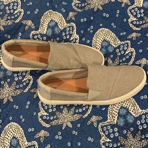 Toms slip on shoes, size women’s 10